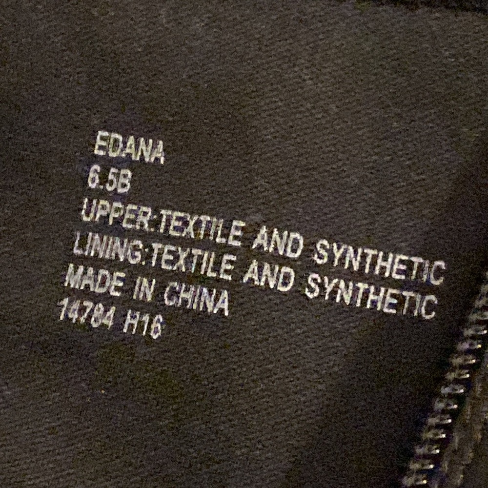 Brand new CHAPS EDANA BOOTS - size 6.5 - Picture 8 of 10